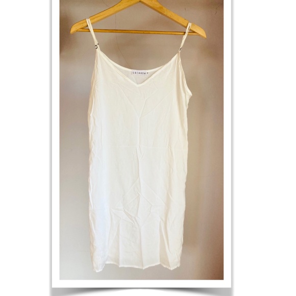 LACAUSA Other - LACAUSA White Slip (NWOT) • M